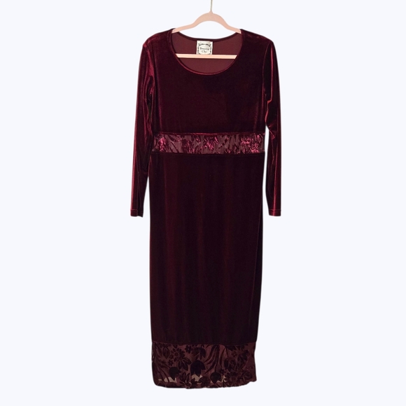 Dressing Clio Dresses & Skirts - Vintage Whimsygoth Velvet Burgundy Long Sleeve Dress!